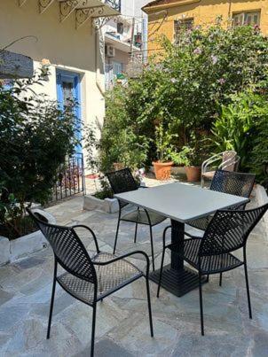 The -300 -A Centrally Located Heritage Home أسبرطة المظهر الخارجي الصورة